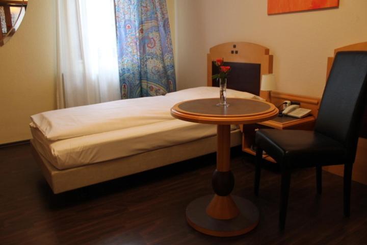 Zum Loewen Hotel Bad Homburg vor der Höhe Szoba fotó