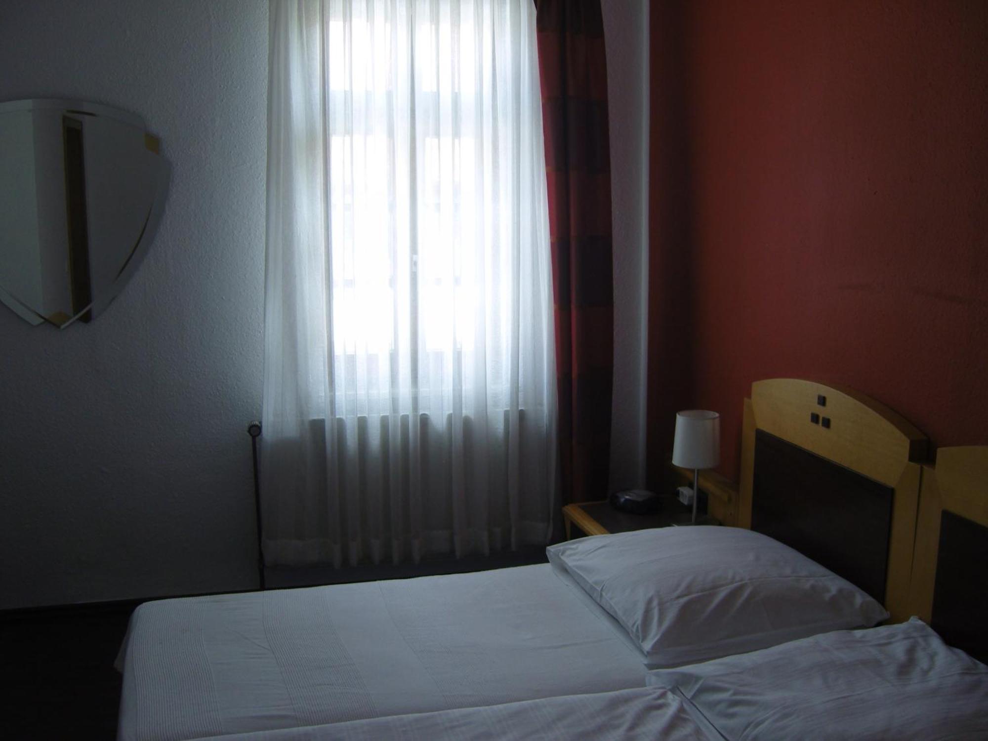 Zum Loewen Hotel Bad Homburg vor der Höhe Kültér fotó